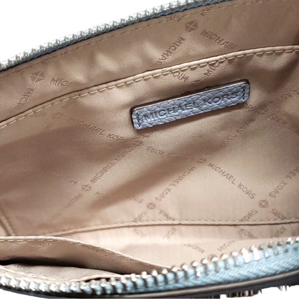 MICHAEL KORS PEBBLED LEATHER CLUTCH BAG IN BABY BLUE - Picture 8 of 8